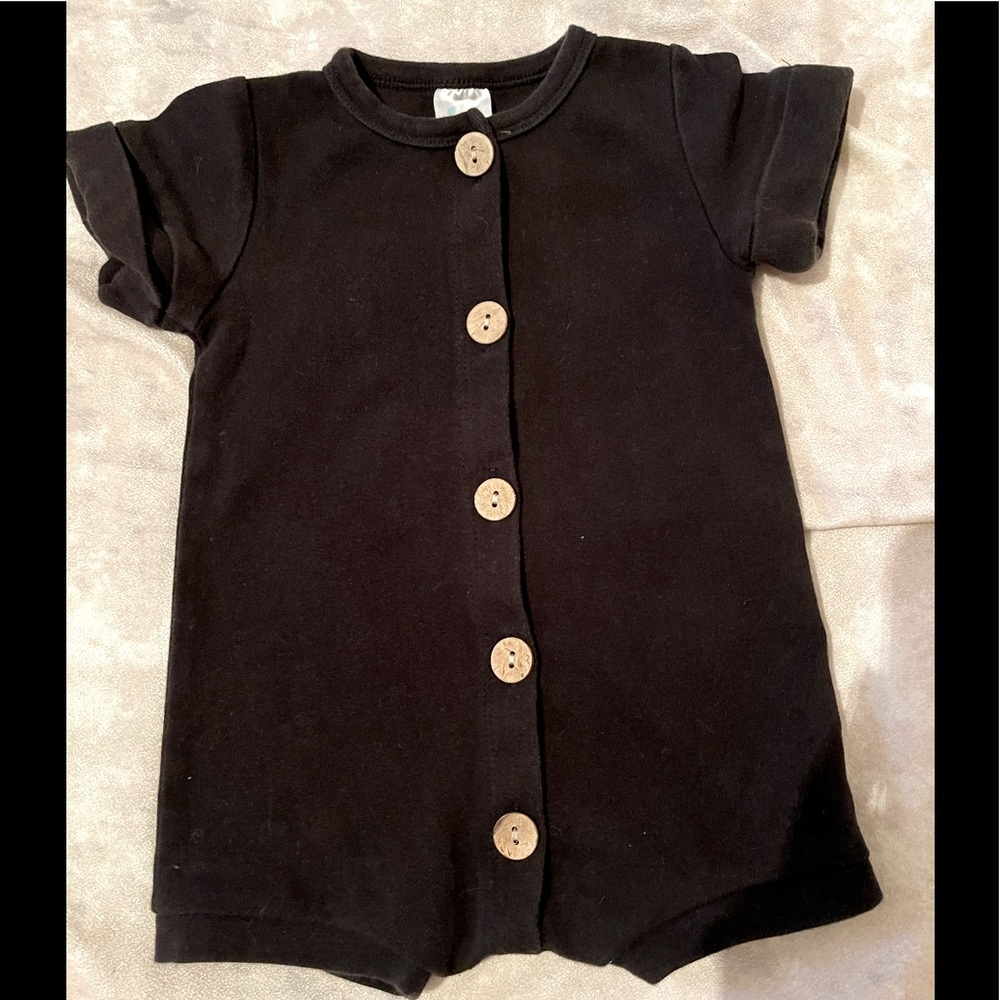 Littleoneshop romper